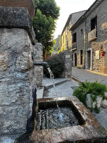 Gîte pour 7 personnes, avec vue et jardin à Saint-Guilhem-le-Désert