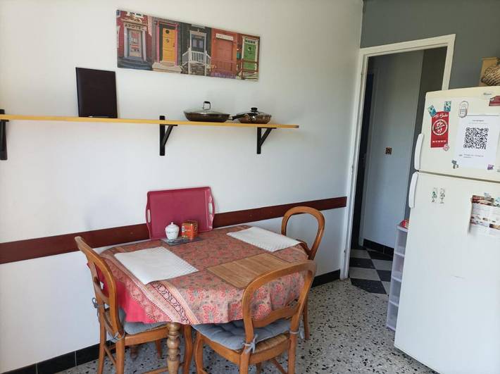 Chambre d’hôte pour 4 personnes, avec piscine et vue ainsi que terrasse et jardin à Piolenc - 2