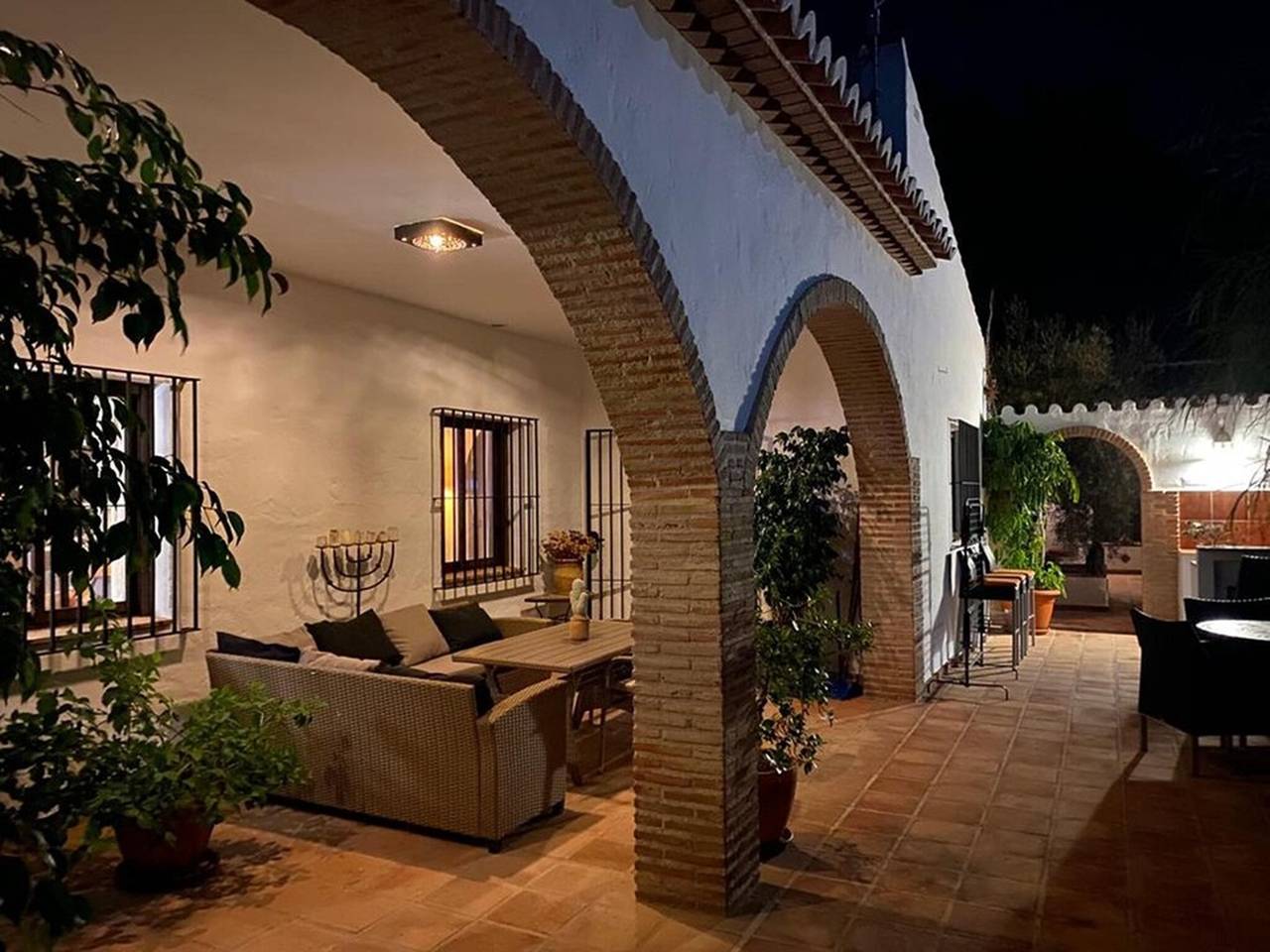 Espléndida villa en un lugar precioso in Arenas, Costa del Sol