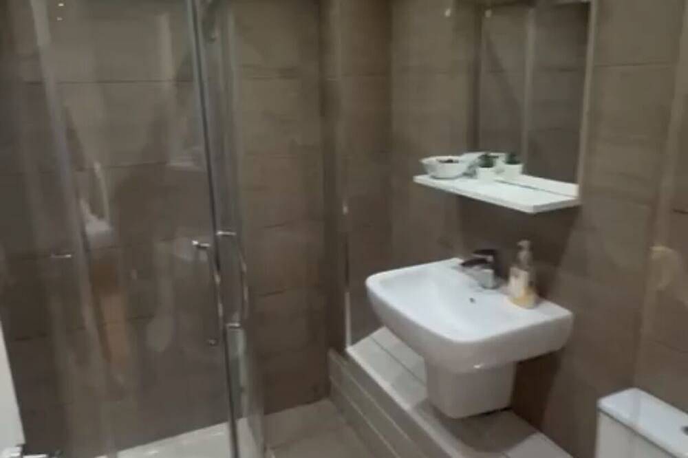 Cosy Wembley 2-bed apartment - Free parking - Ideal for contractors and families in Brent, London