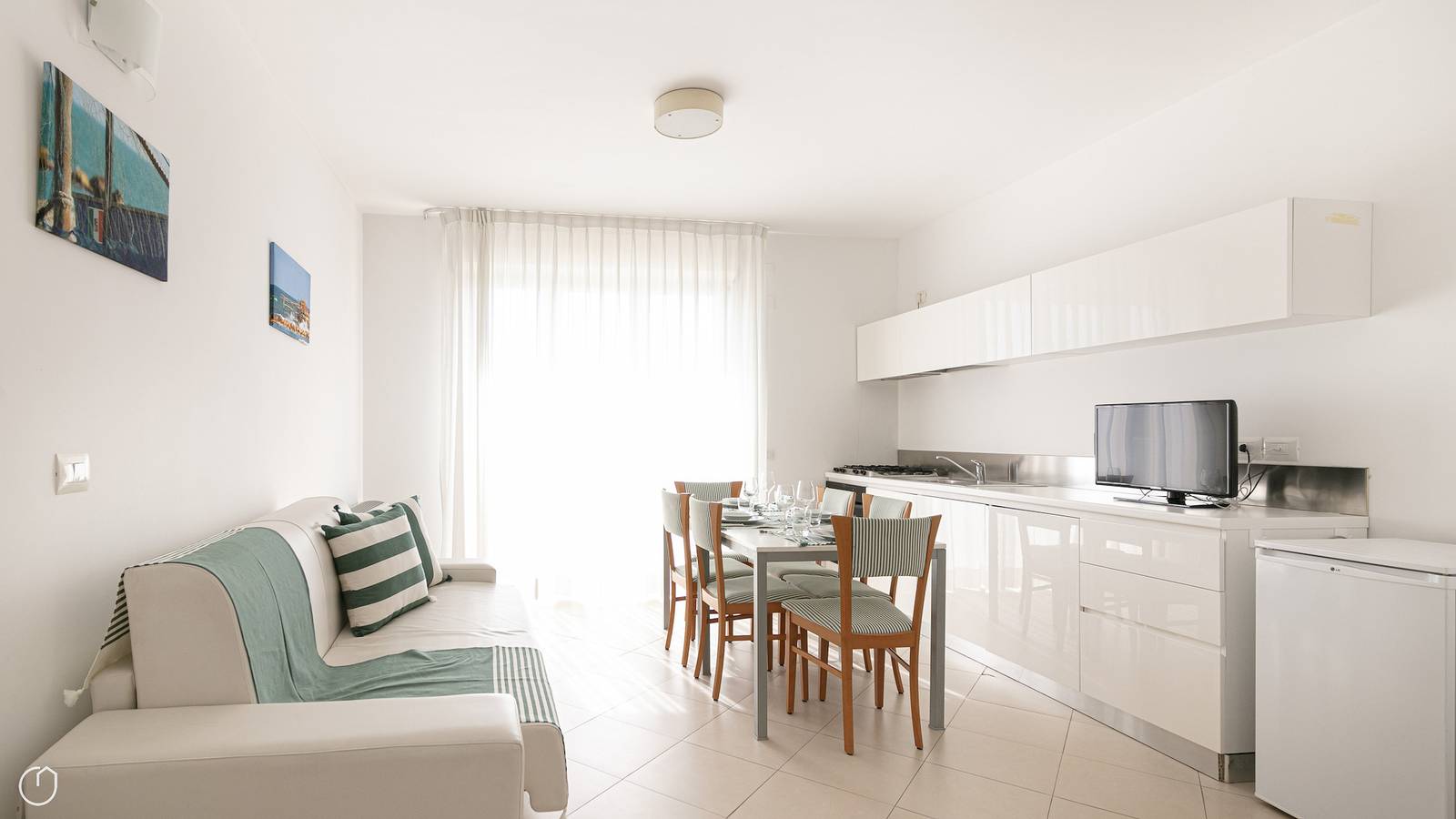 Ganze Wohnung, Ferienwohnung für 6 Personen mit Whirlpool in Marina Di Vasto, San Salvo Marina