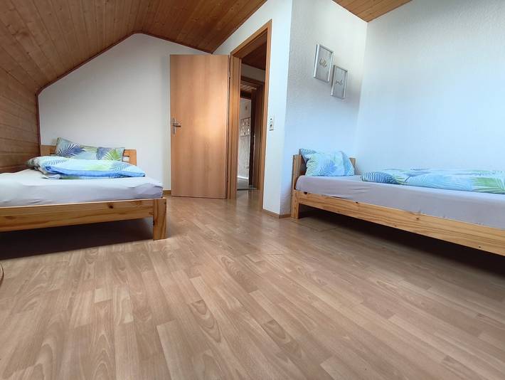 Ferienwohnung für 6 Personen, mit Balkon nahe des Ravensburger Spieleland - 2