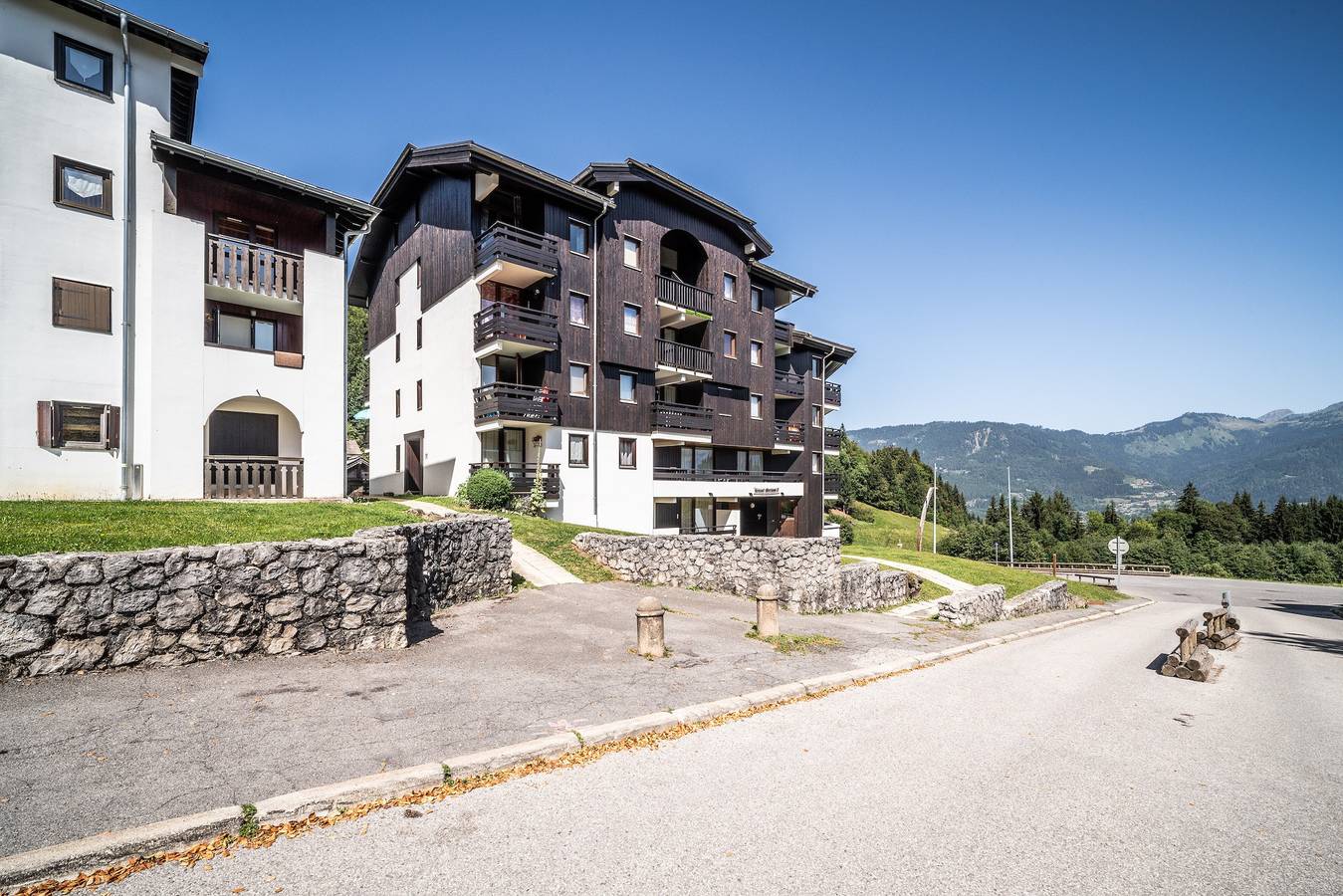 Entire apartment, Apartment 'Nikye Morillon 5 Personnes' with Mountain View and Balcony in Station de Morillon, Grand Massif