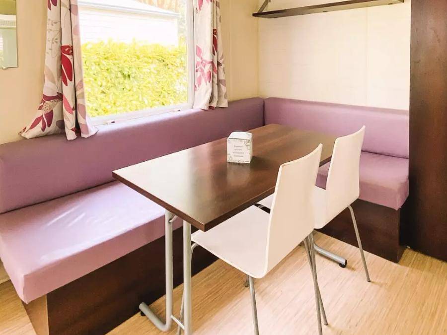 Camping Maeva Escapades de La Geres - Mobilhome 4 personnes - Nouméa 24,50 m² 4 personnes in Surgères, Région de Rochefort