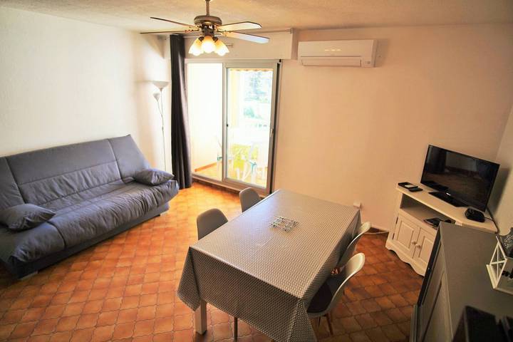Gîte pour 4 personnes, avec terrasse, animaux acceptés à Saint-Mandrier-sur-Mer - 3