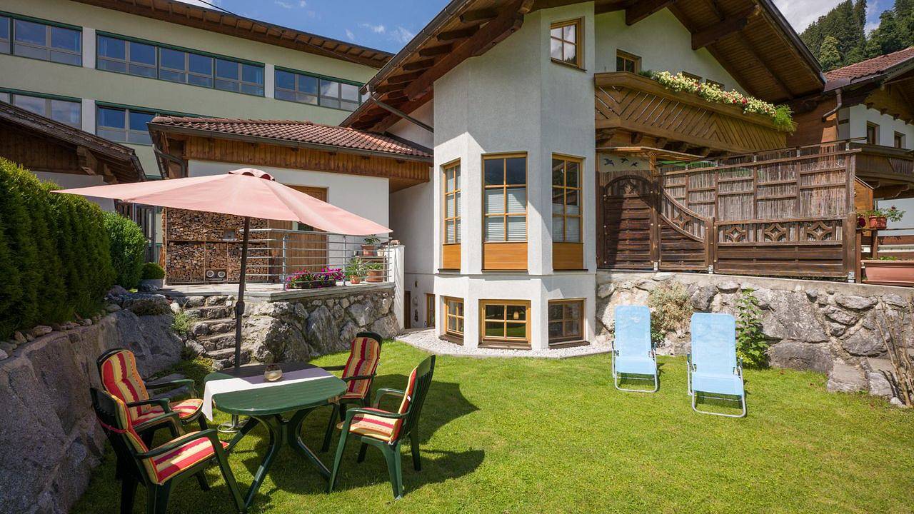 Ganze Ferienwohnung, Ferienwohnung für 4 Personen (50 m²) in Stumm im Zillertal in Stumm, Ski-Optimal Hochzillertal