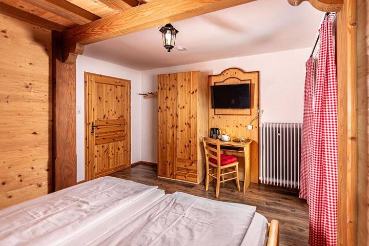 Ferienwohnung für 2 Personen, mit Garten und Balkon in den Bayerische Alpen - 2