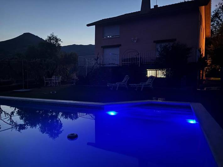 Ferienhaus für 11 Personen, mit Pool und Garten sowie Ausblick - 1