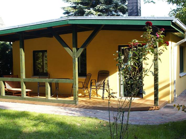 Bungalow für 2 Personen, mit Terrasse und Garten am Salzhaff