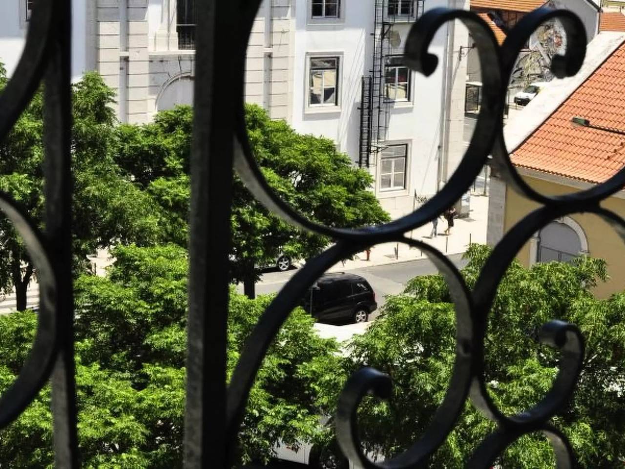 Ganze Wohnung, 1 Ausstellung 3 Personen in Sé, Santa Maria Maior