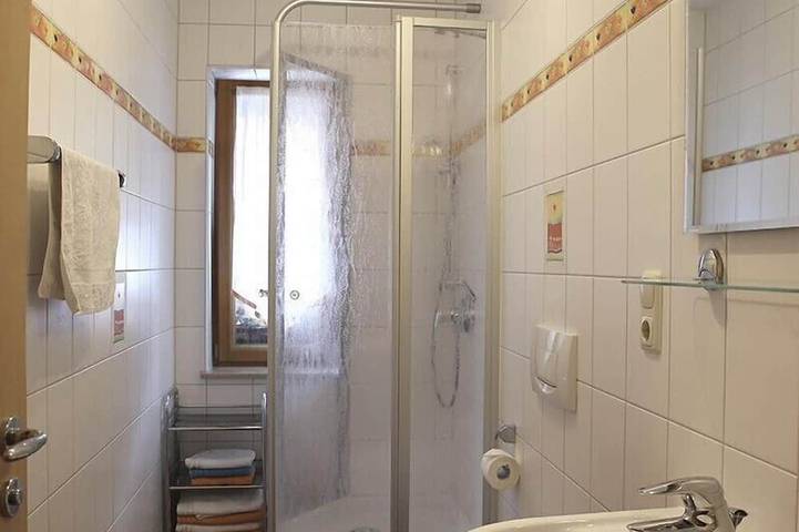 Ferienwohnung für 5 Personen, mit Balkon und Garten sowie Sauna in Absberg - 4