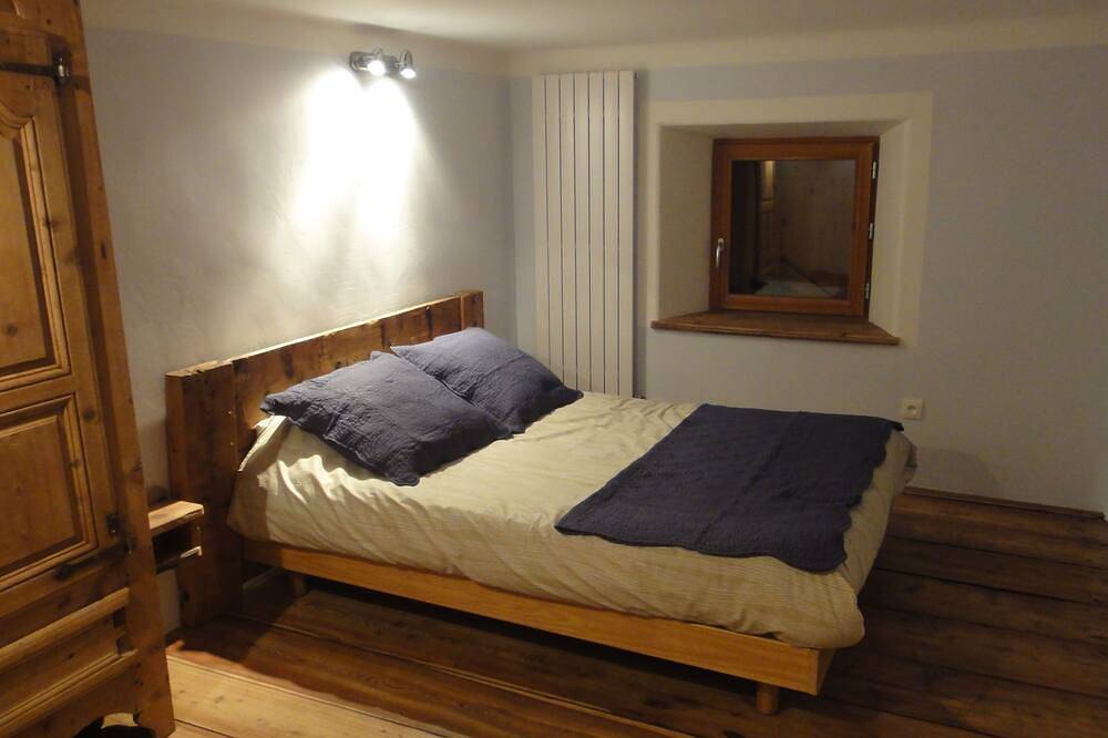 - 50 % du 28/02 au 7/03 Jolie ferme rénovée et indépendante 4 *  (6-10 pers.) in Saint-Véran, Queyras