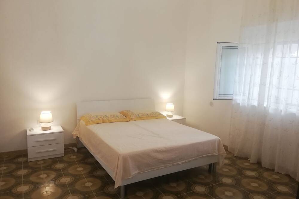 Reihenhaus 100m Specchiarica Strand Salento Puglia Klimaanlage in Specchiarica, Manduria