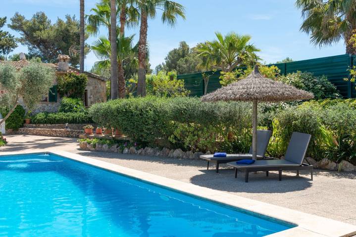 Villa voor 4 personen, met zwembad en balkon/terras, met huisdier in Alcúdia