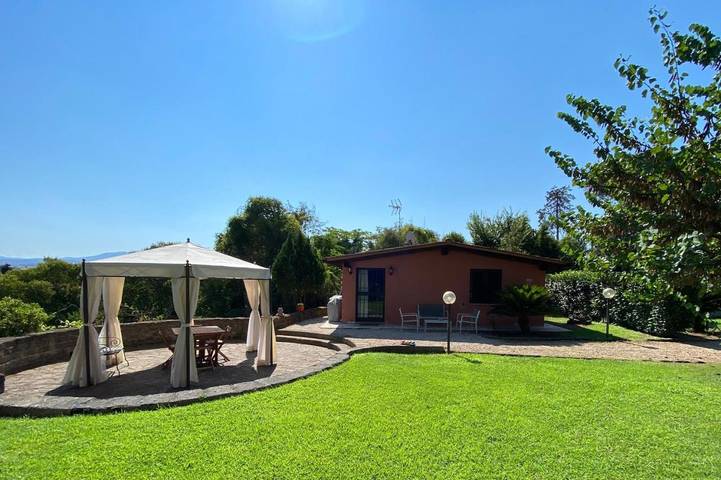 Villa con piscina per 3 persone, con Terrazza e Giardino nonché Piscina per bambini e Piscina a Roma