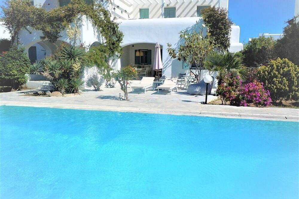 Dream House Ornos Beach in Ornos, Mykonos