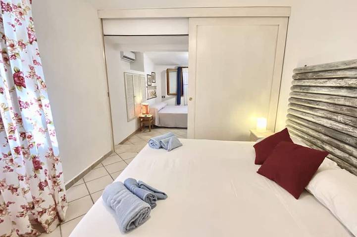 Ferienwohnung für 6 Personen, mit Pool und Balkon sowie Whirlpool und Garten in Lu Fraili di Sopra - 2