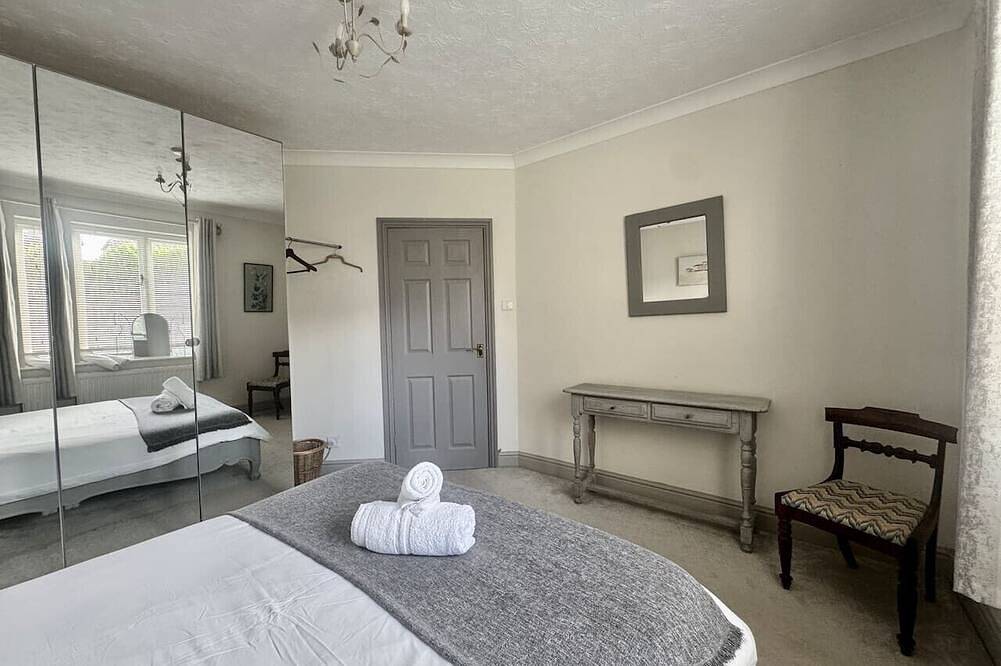 Charming 2-Bed Cottage, Exmouth | Sleeps 3 in Exmouth, Devon