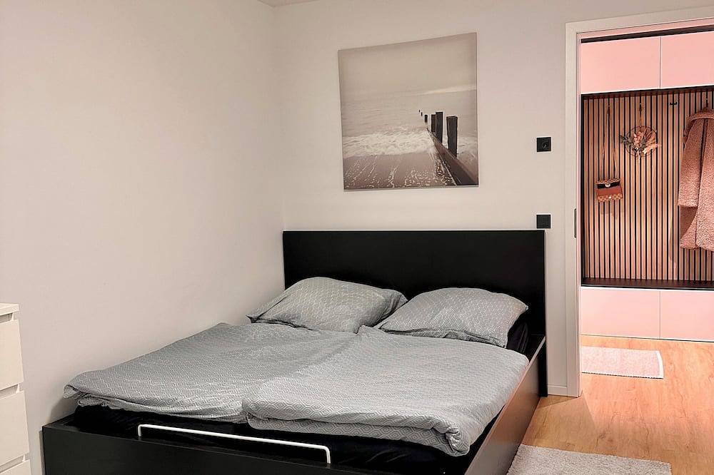 Ganze Wohnung, Moderne zentrale Ferienwohnung in Kleve - 2Min. Fußweg bis zur Stadt - Babybett in Kleve, Niederrhein