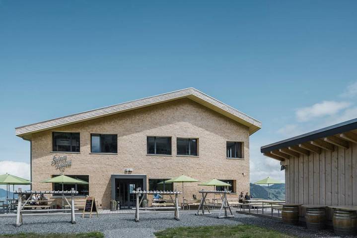 Hotel für 3 Personen, mit Terrasse und Ausblick in Morschach