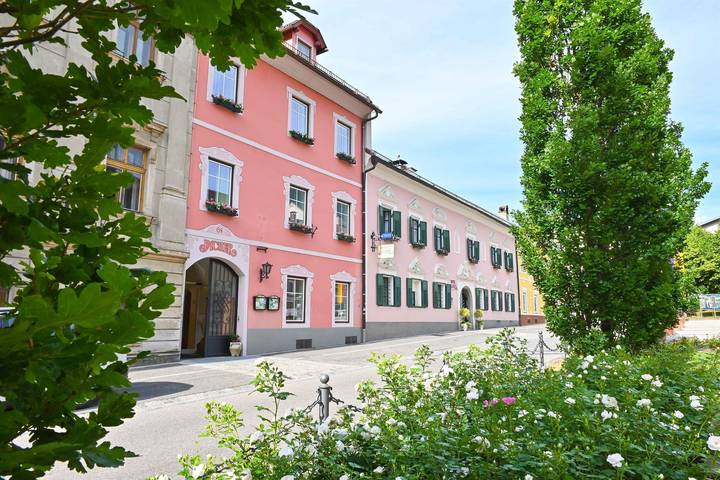 Hotel für 2 Personen, mit Balkon und Terrasse sowie Garten und Sauna in Dürnvellach