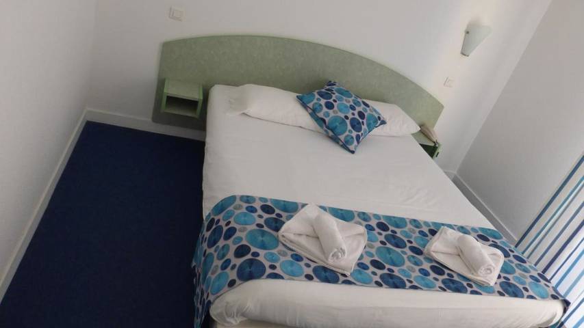 Hôtel pour 2 personnes, avec terrasse ainsi que vue et jardin à Monistrol-sur-Loire - 4