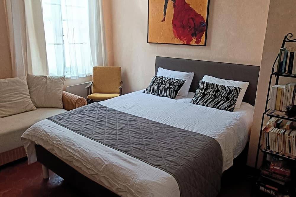 La Chouette Maison in Florensac in Florensac, Côte d'Améthyste