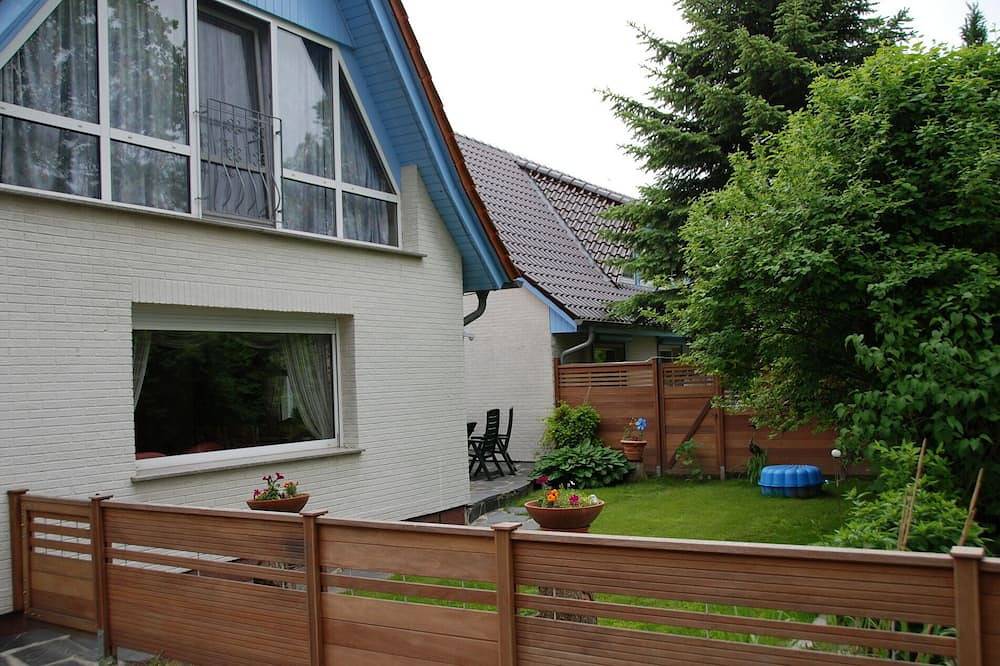 Mit viel Liebe eingerichtetes Ferienhaus in ruhiger Lage in Klausdorf, Stralsund Umland