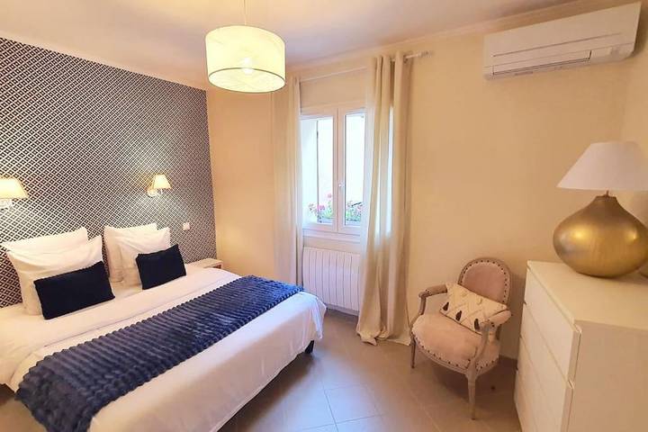 Gîte pour 4 personnes, avec piscine et jardin à Cléon-d'Andran - 2