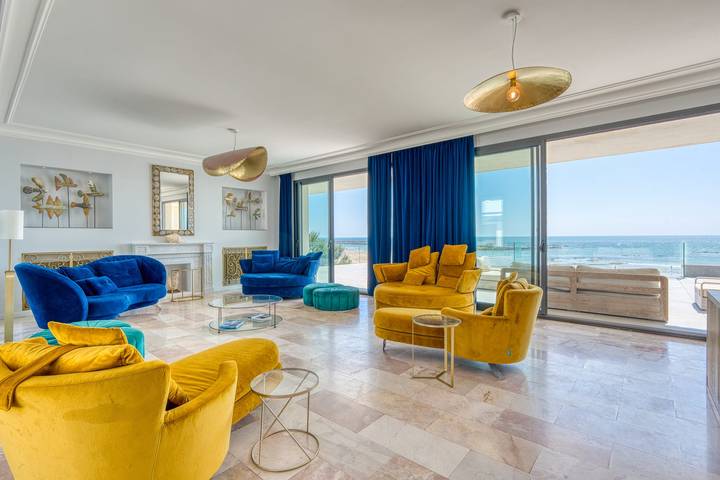 Location de vacances pour 15 personnes, avec jacuzzi et piscine ainsi que jardin et sauna, adapté aux familles dans Plage de La Parée - 4