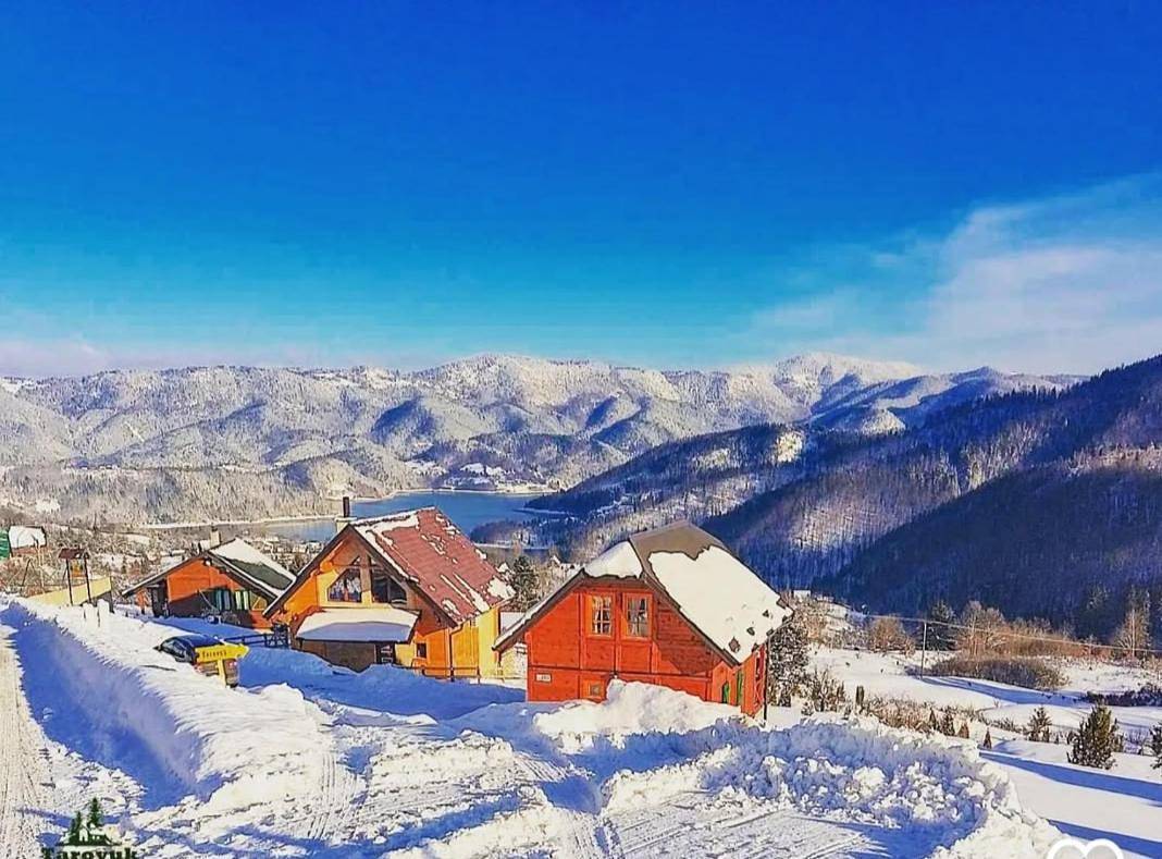 Three-Bedroom Chalet in Bajina Bašta, Serbia Centralna