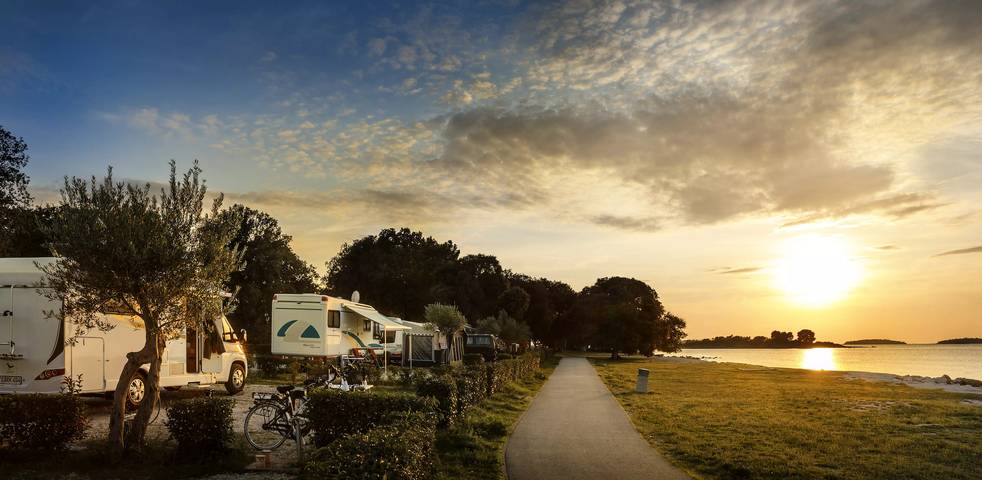 Wohnwagen für 4 Personen, mit Pool und Terrasse in Rovinj - 4