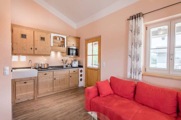 Ferienwohnung für 2 Personen, mit Balkon und Sauna sowie Garten in Petting