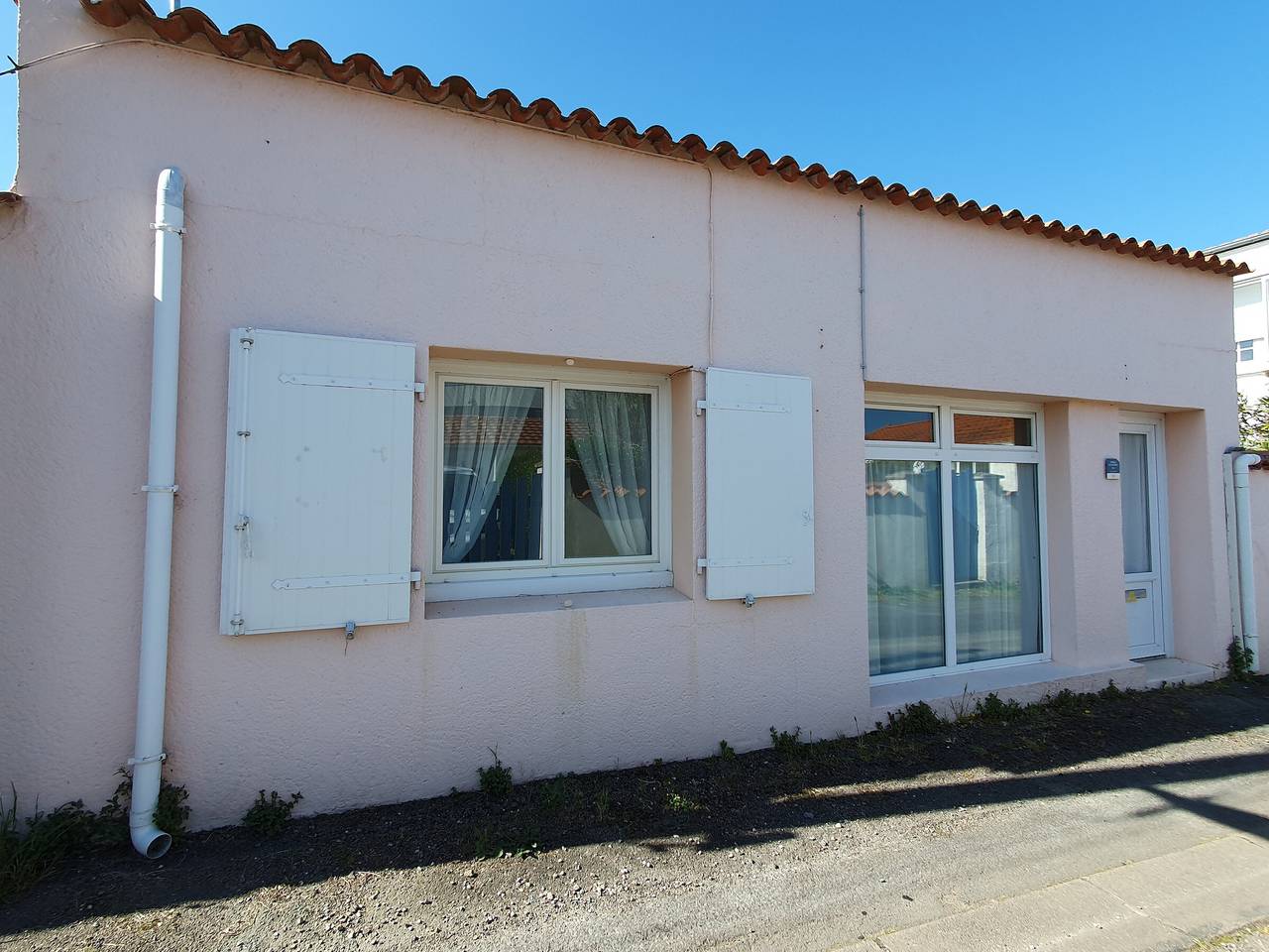 Ganzes Studio, Gemütliches, modernes Studio nahe Stadtzentrum & Strand, ideal für 2 Personen in L'Aiguillon-sur-Mer, Fontenay-le-Comte