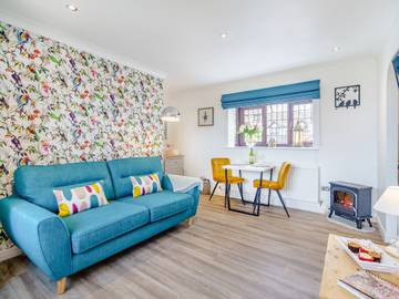 Log Cabin for 2 People in Forest of Bowland, Photo 2