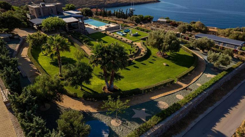 Location de vacances pour 20 personnes, avec jardin ainsi que vue et piscine dans Perdika - 4