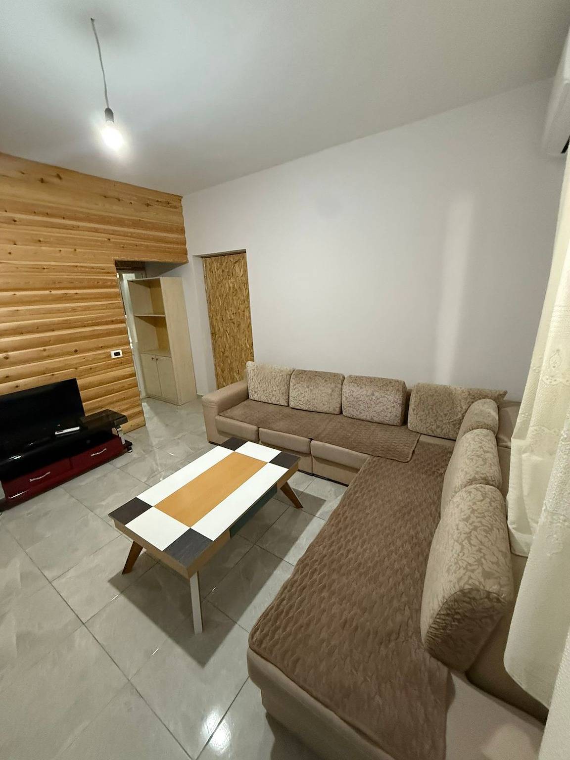 Ganze Wohnung, Atemberaubende Wohnung in Tirana in Tiranë, Albanien