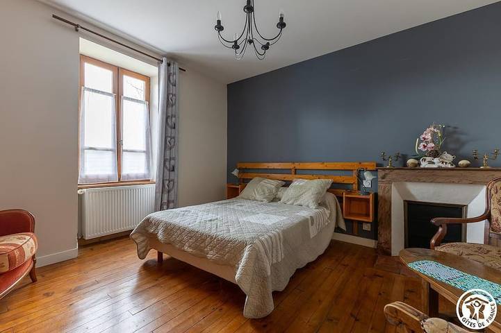 Location de vacances pour 10 personnes, avec balcon et jardin dans Puy-Saint-Gulmier - 4