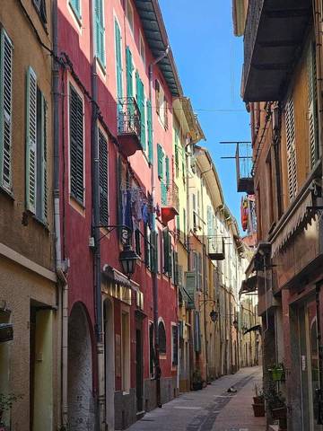 Gîte pour 4 personnes, avec terrasse et vue à Breil-sur-Roya