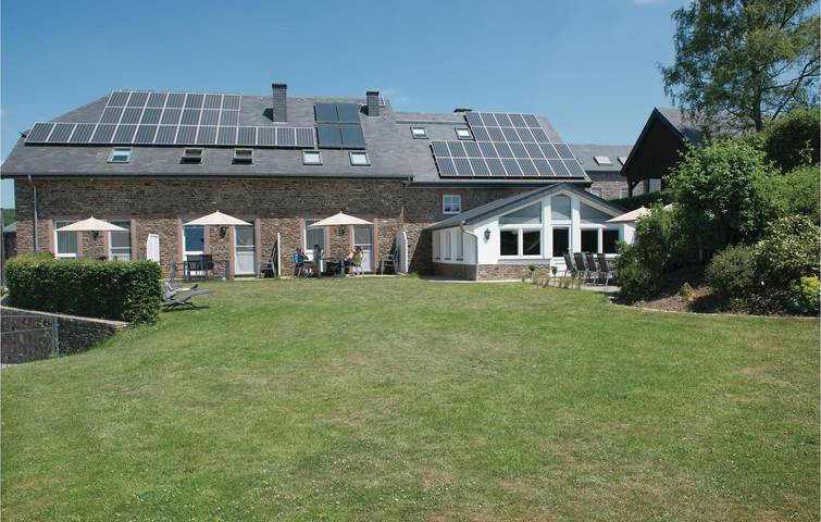 Location de vacances pour 6 personnes, avec terrasse à Burg-Reuland - 2