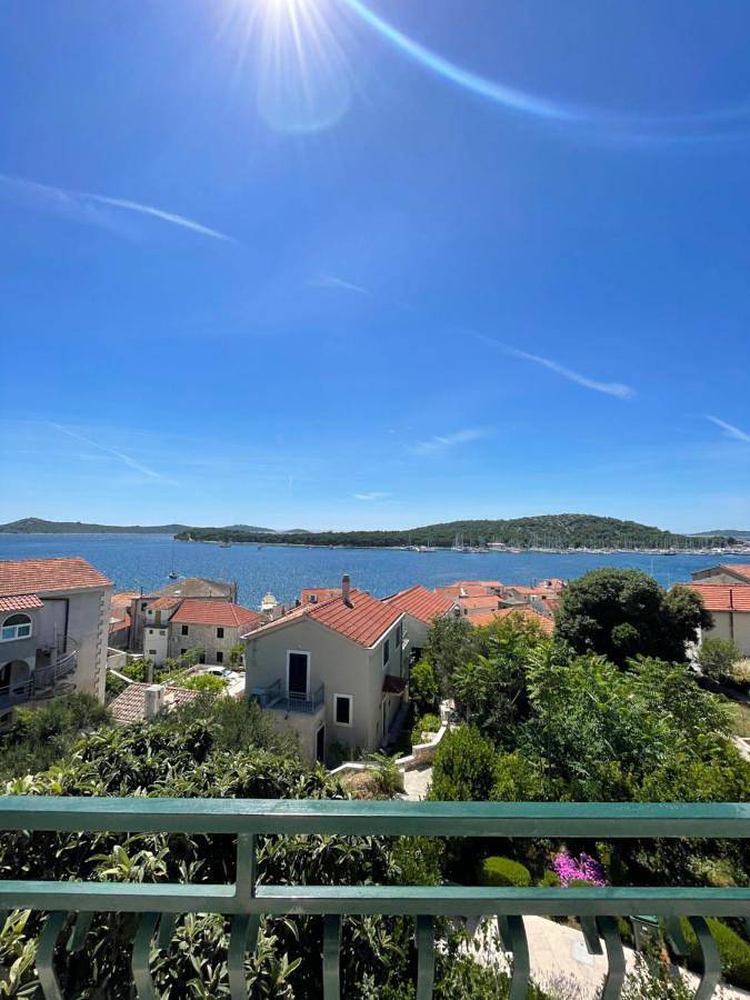 Apartamento de vacaciones para 6 personas, con vistas y terraza - 1