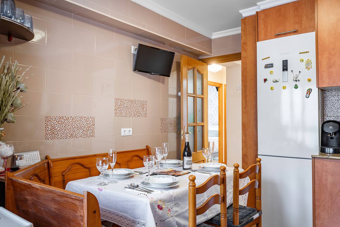 Entire apartment, Apartment 'Rincón De Julia' with Wi-Fi in Distrito Centro (Gijón), Gijón