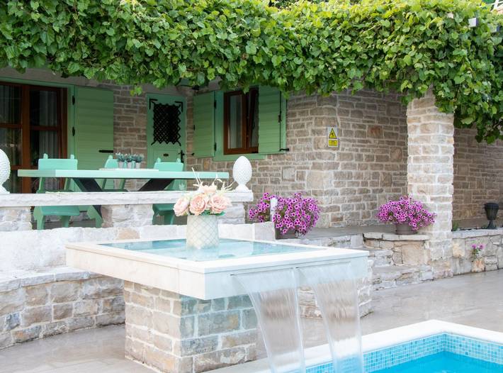 Ferienhaus für 4 Personen, mit Garten und Meerblick in Orebic