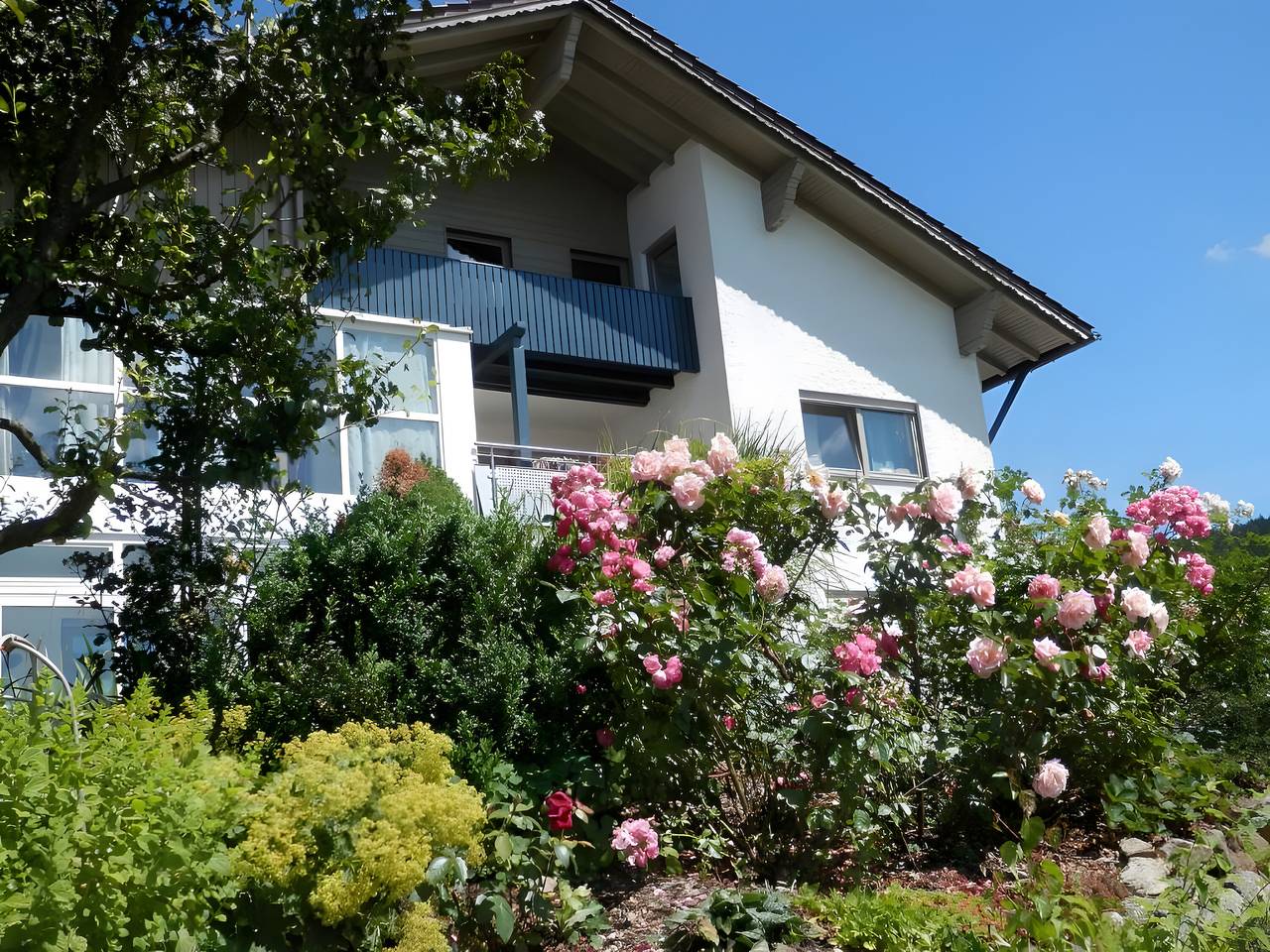 Ganze Wohnung, Ferienwohnung Grabmeier - Nummer 2" mit Bergblick, Balkon und Wi-Fi in Grainet, Ostbayern