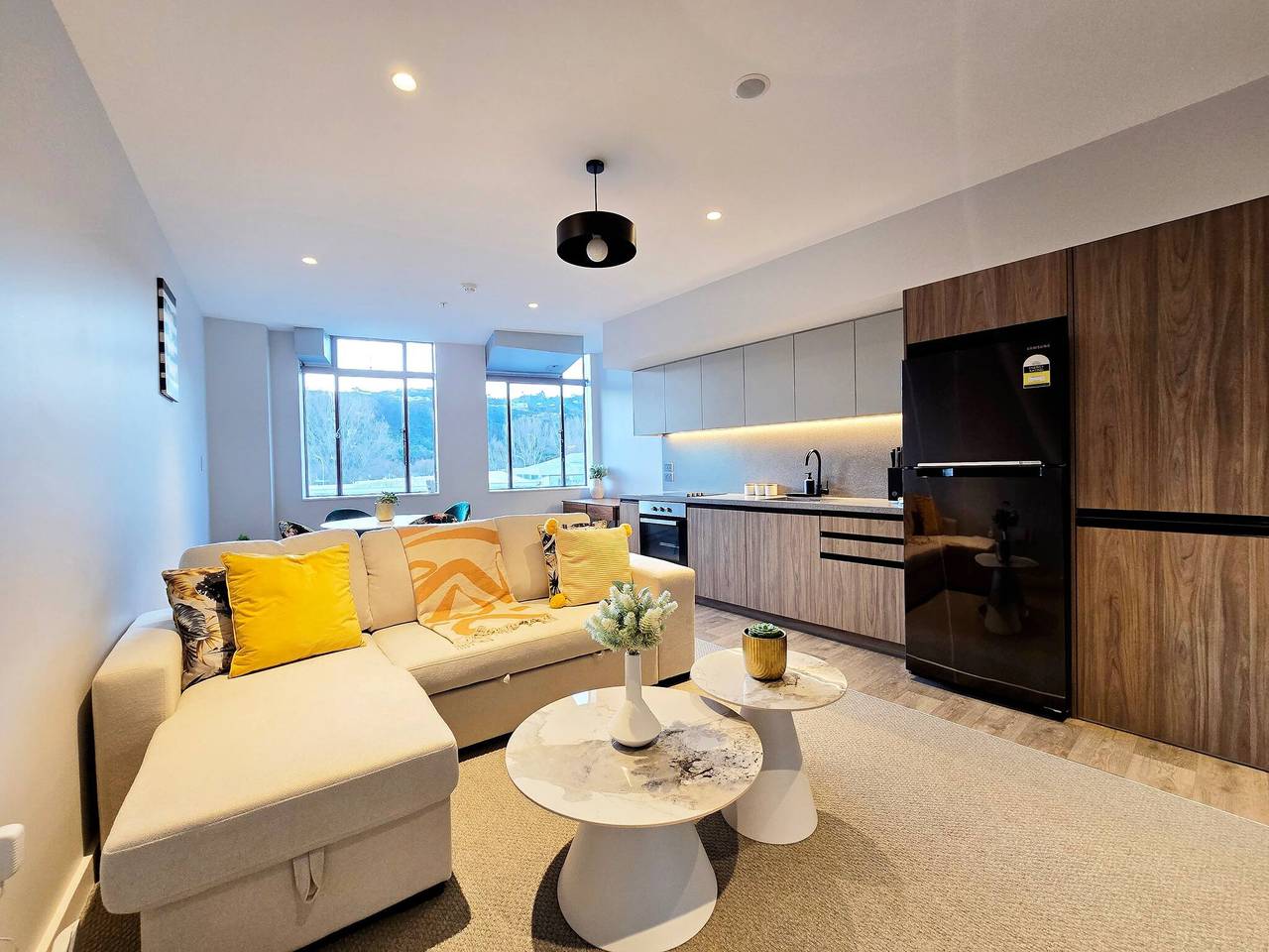 Ganze Wohnung, Modernes 2-Zimmer-Apartment im Herzen von Lower Hutt in Lower Hutt City, Wellington