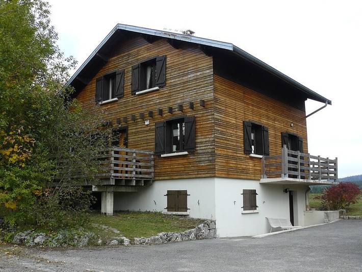 Gîte pour 10 personnes, avec Terrasse ainsi que Jardin et Vue