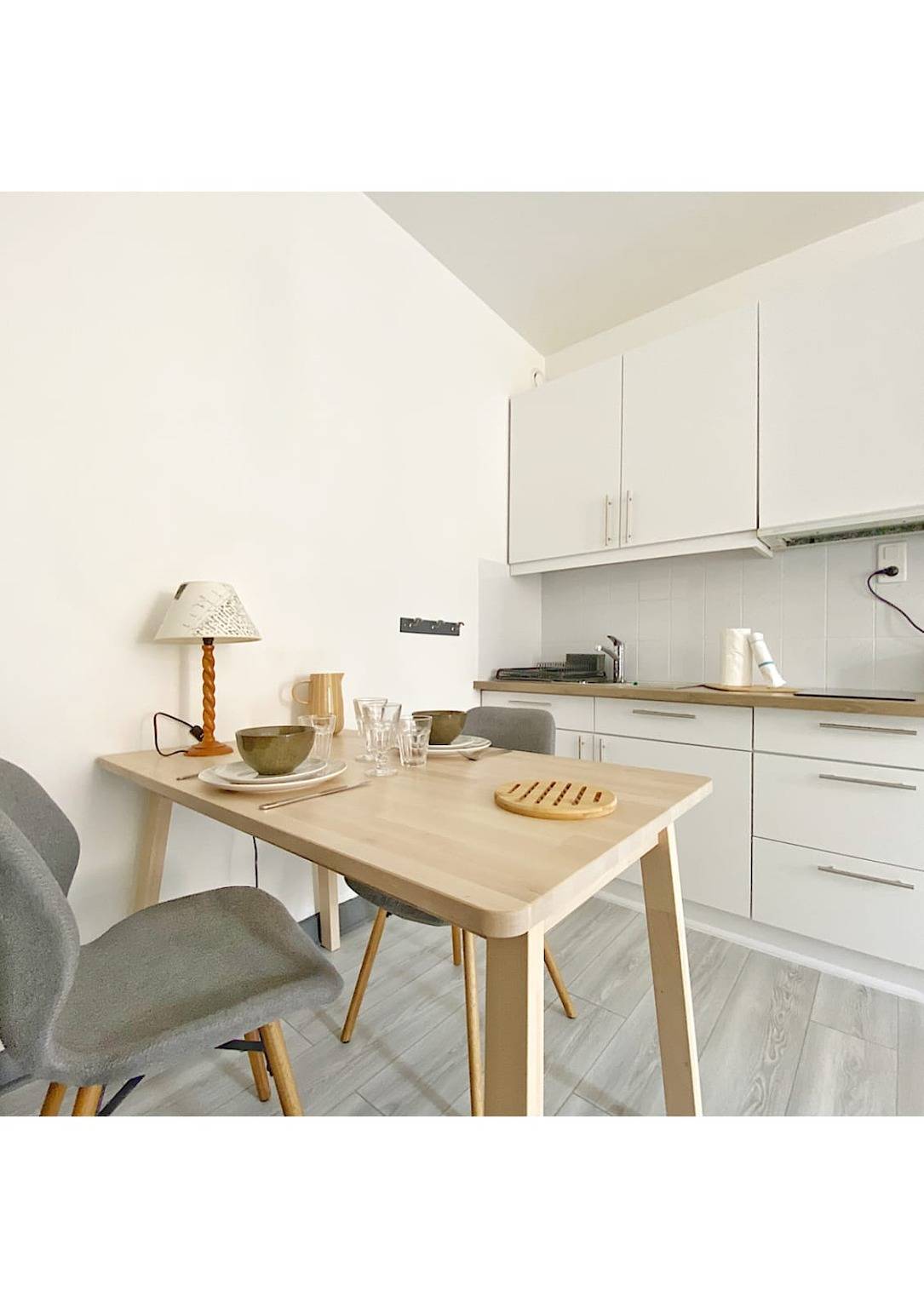 Appartement entier, Coup de Coeur au pied du château - Joli studio idéalement placé  in Annecy, Région d'Annecy