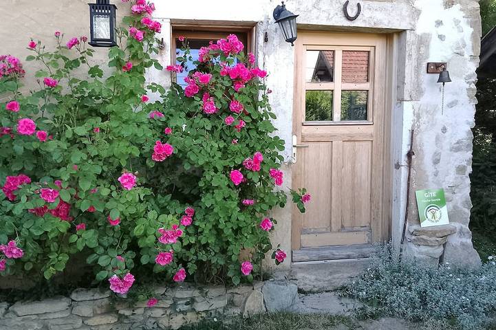 Casa rural para 6 personas, con terraza y jardín, Se admiten mascotas - 1