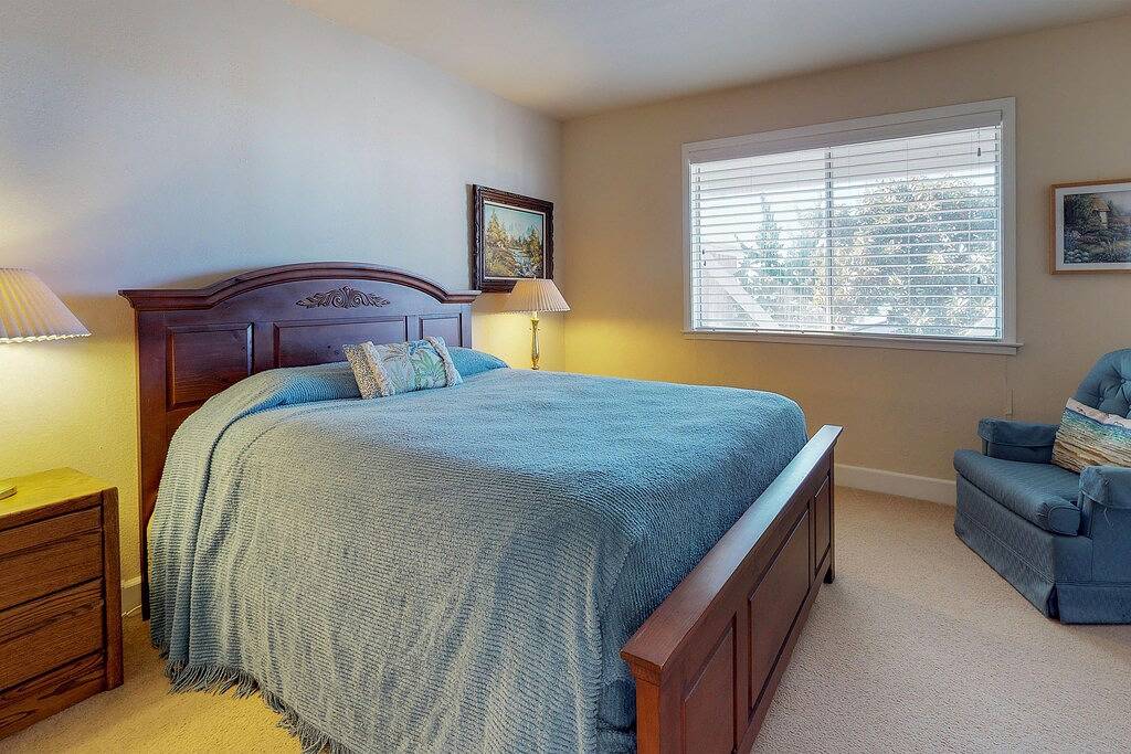 Charmantes, zweistöckiges Haus mit Terrasse, Grill und Meerblick! in Cayucos, San Luis Obispo County