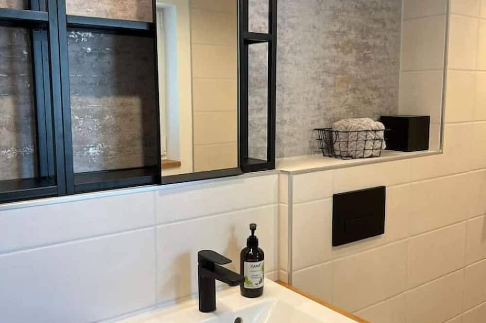 Modernes Ferienhaus im Eidertal in Delve, Eider-Treene-Sorge